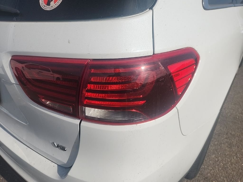 Used 2019 White Kia LX image 13