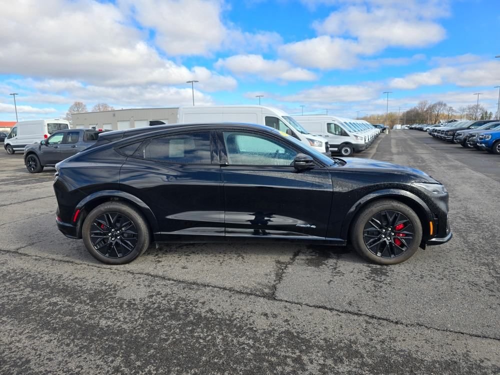 Used 2025 Black Ford Premium image 4