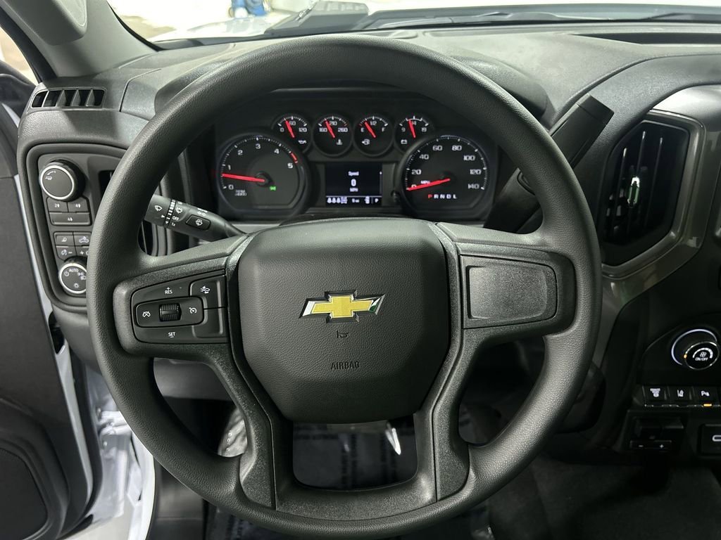 2025 Chevrolet Silverado 2500 HD Custom - Photo 11