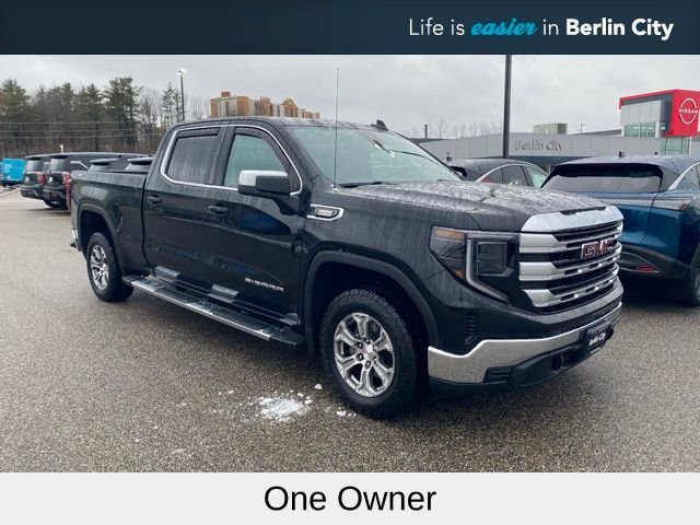 2023 GMC Sierra 4WD Crew Cab Short Box SLE's photo