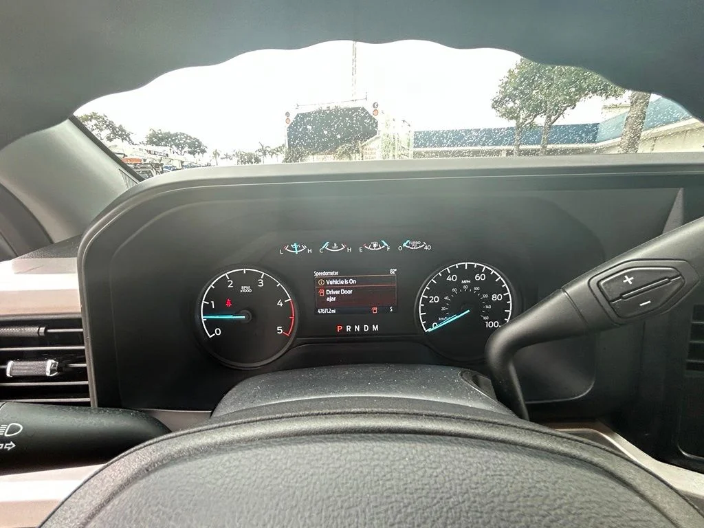 Used 2025 Oxford White Ford XL image 42