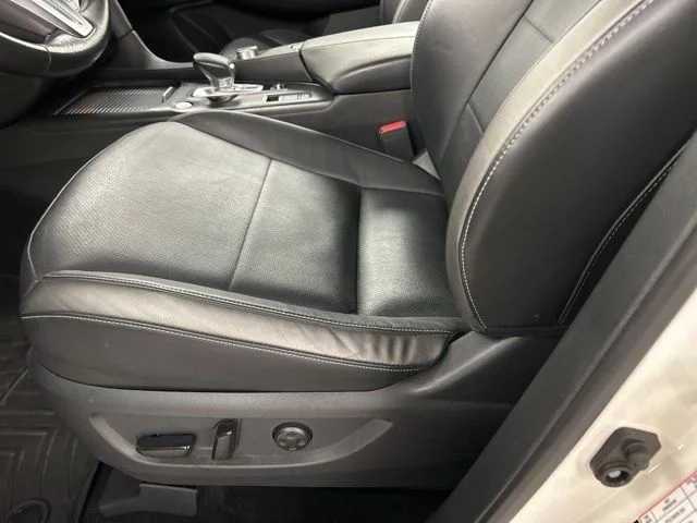 Used 2023 White INFINITI ESSENTIAL image 6