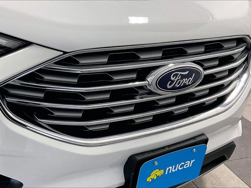 Used 2022 Oxford White Ford SEL image 31