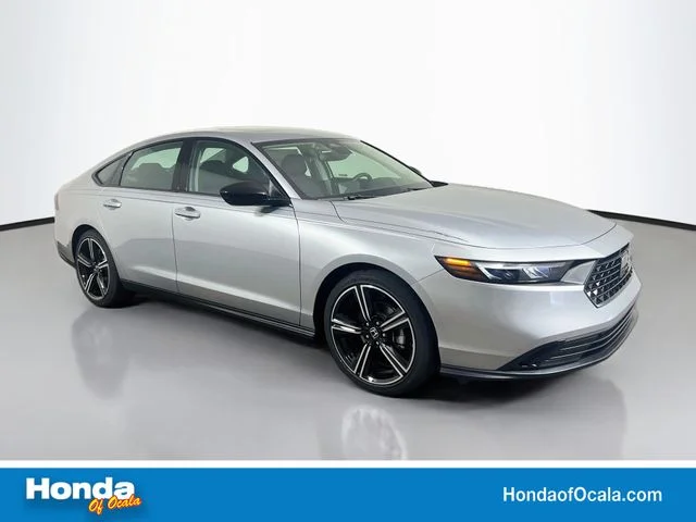 New 2026 Solar Silver Metallic Honda SE image 1