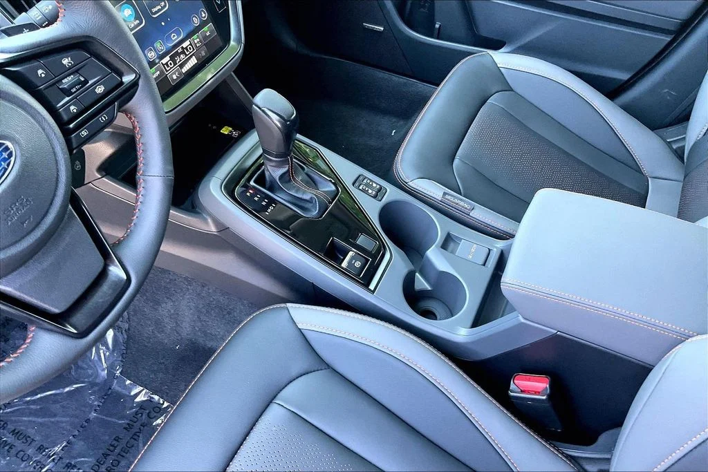 New 2026 ALPINE GREEN Subaru Limited image 9