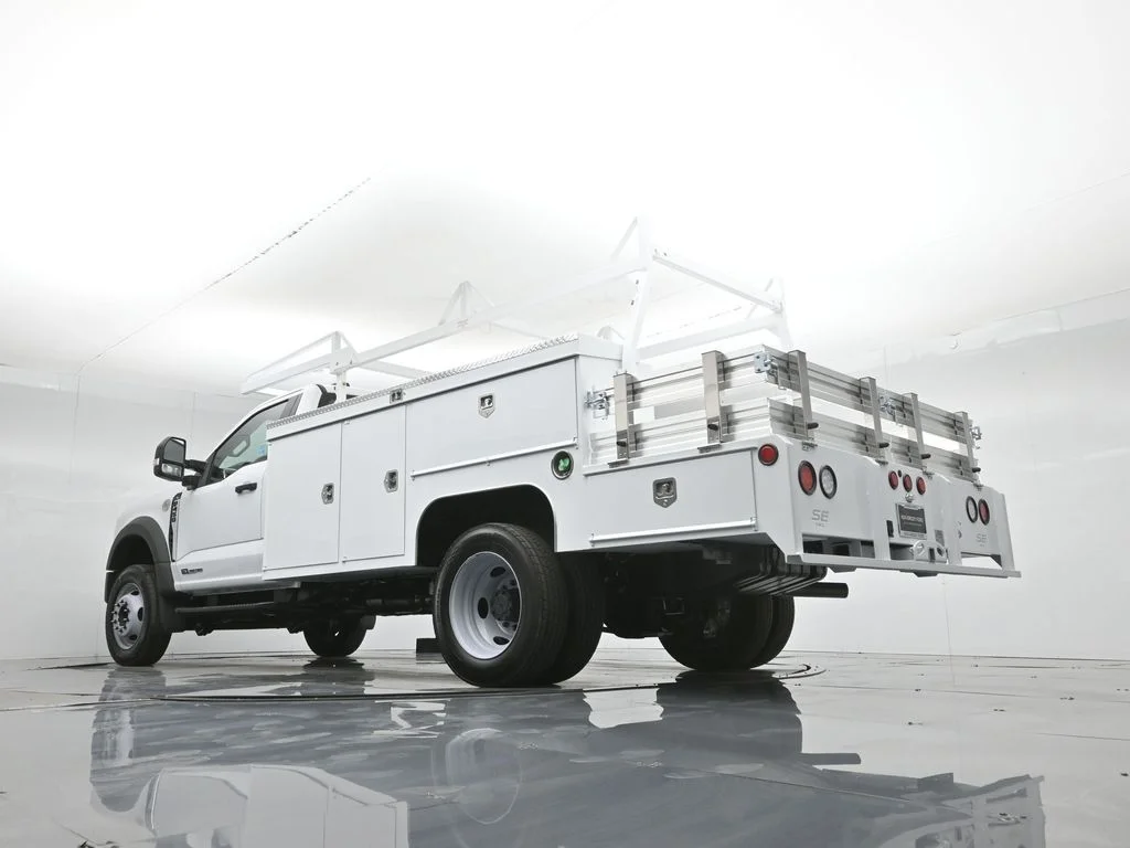 New 2025 Oxford White Ford XL image 50