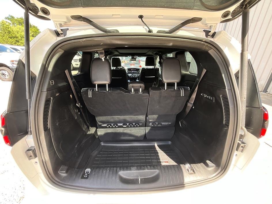 Used 2024 White Chrysler Limited image 7
