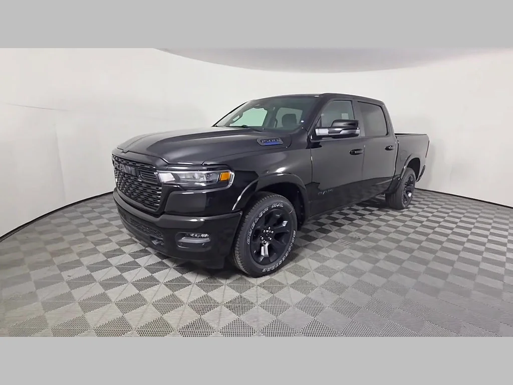 New 2027 Diamond Black Crystal Pearl-Coat Exterior Paint RAM Big Horn image 39