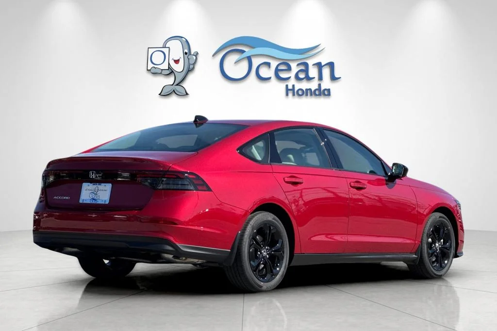 Used 2025 Radiant Red Metallic Honda SE image 7