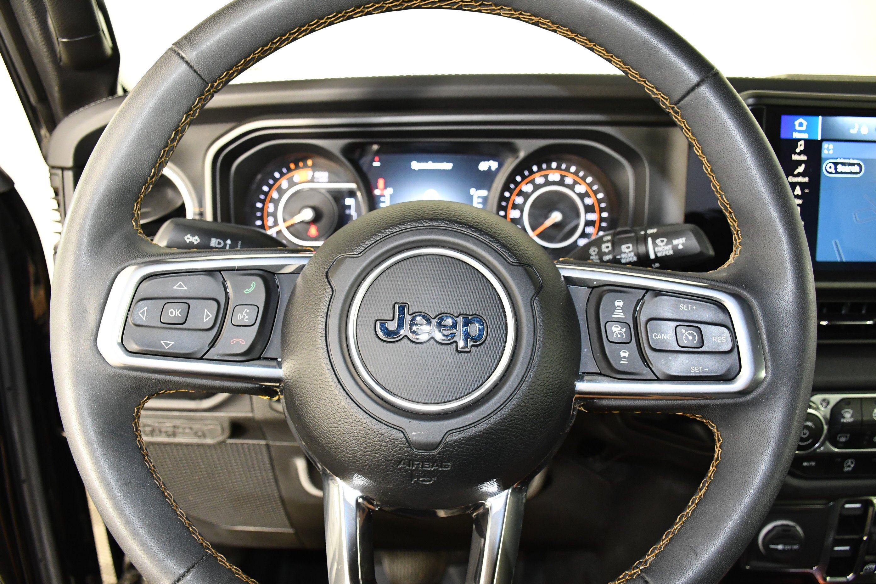 Used 2024 Black Clearcoat Jeep Sahara image 20