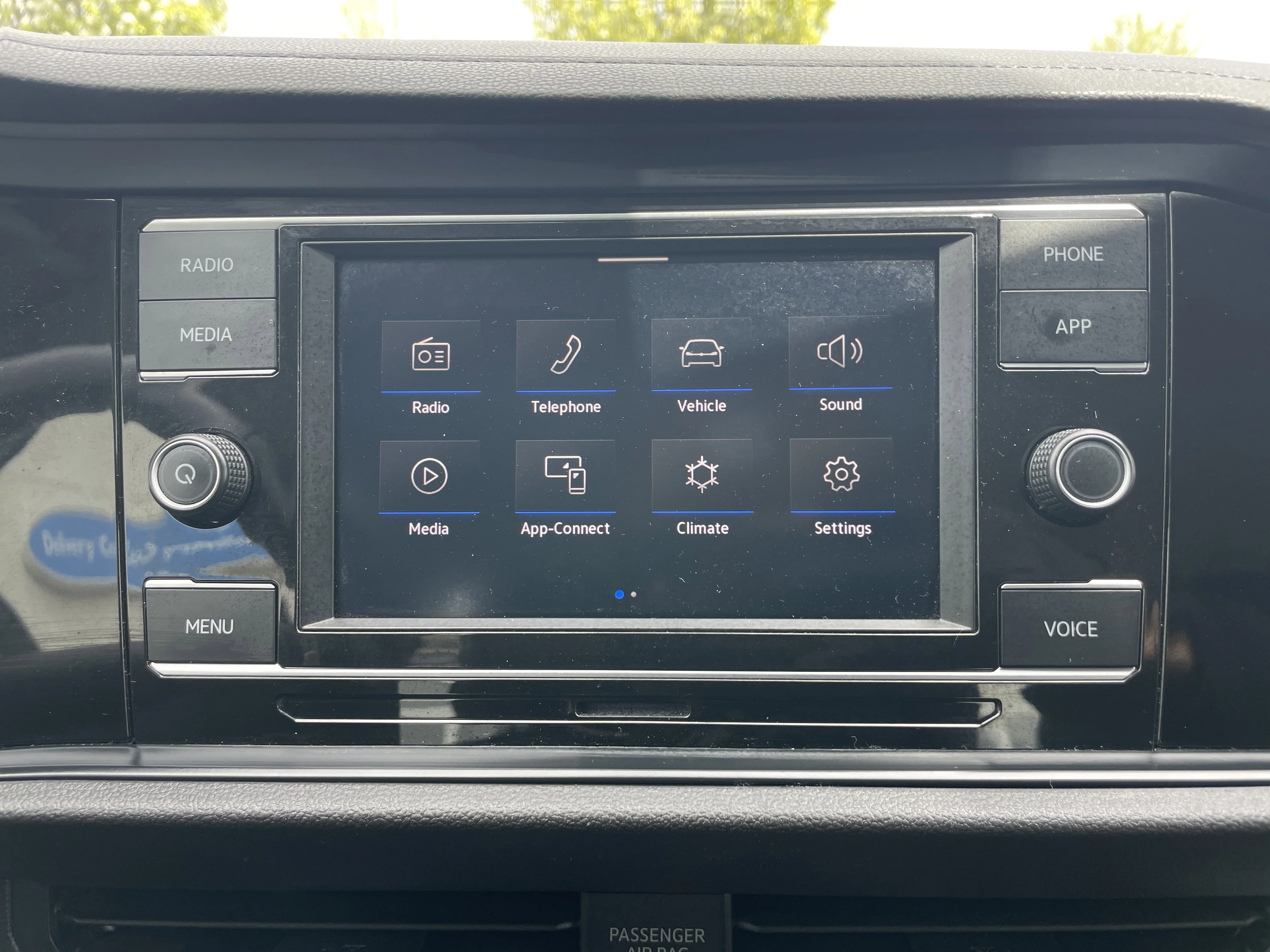 2024 Volkswagen Jetta SE - Photo 17