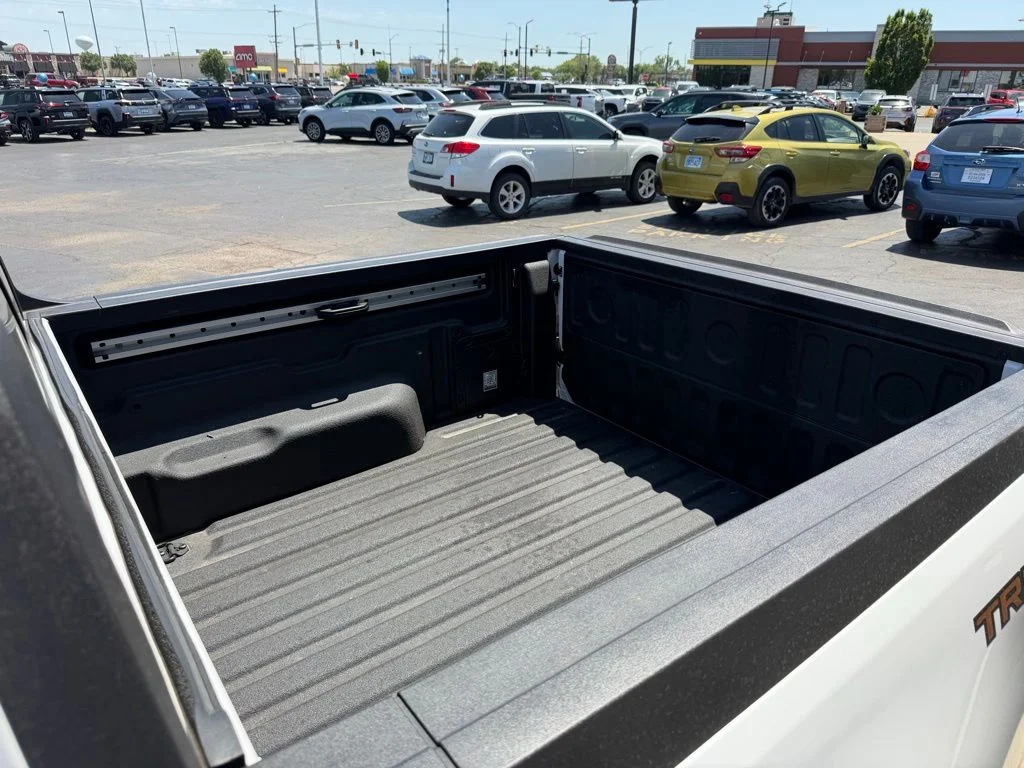 Used 2025 White Ford Tremor image 15