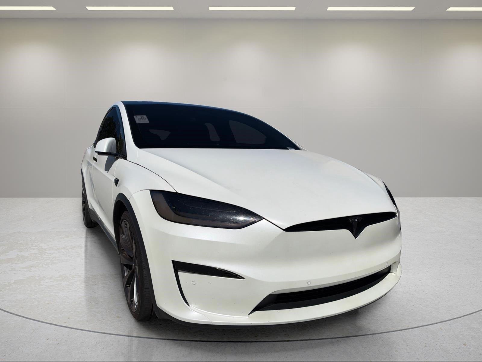 Used 2022 Pearl White Multi-Coat Tesla Plaid image 10