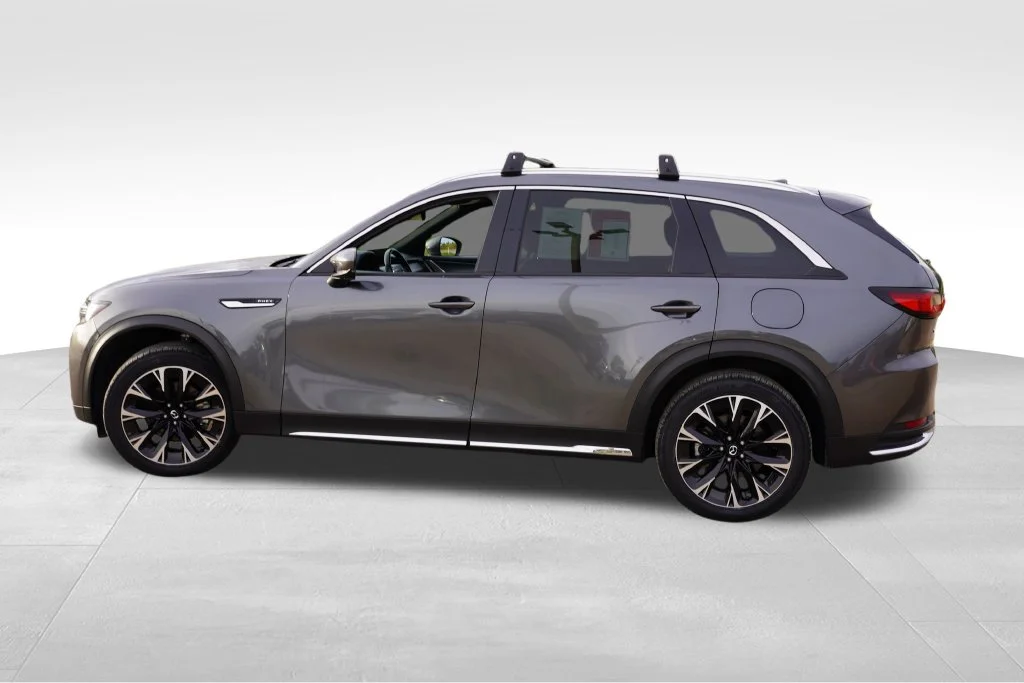 Used 2024 Gray Mazda Premium Plus AWD image 9