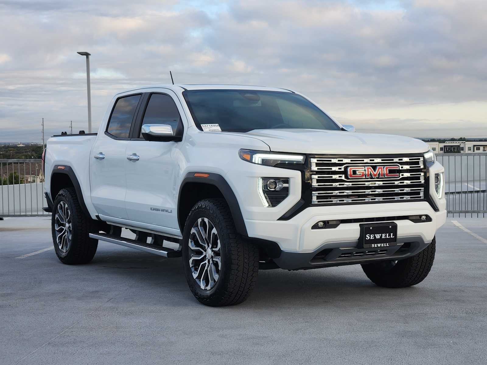 2024 Gmc Canyon Denali photo 3