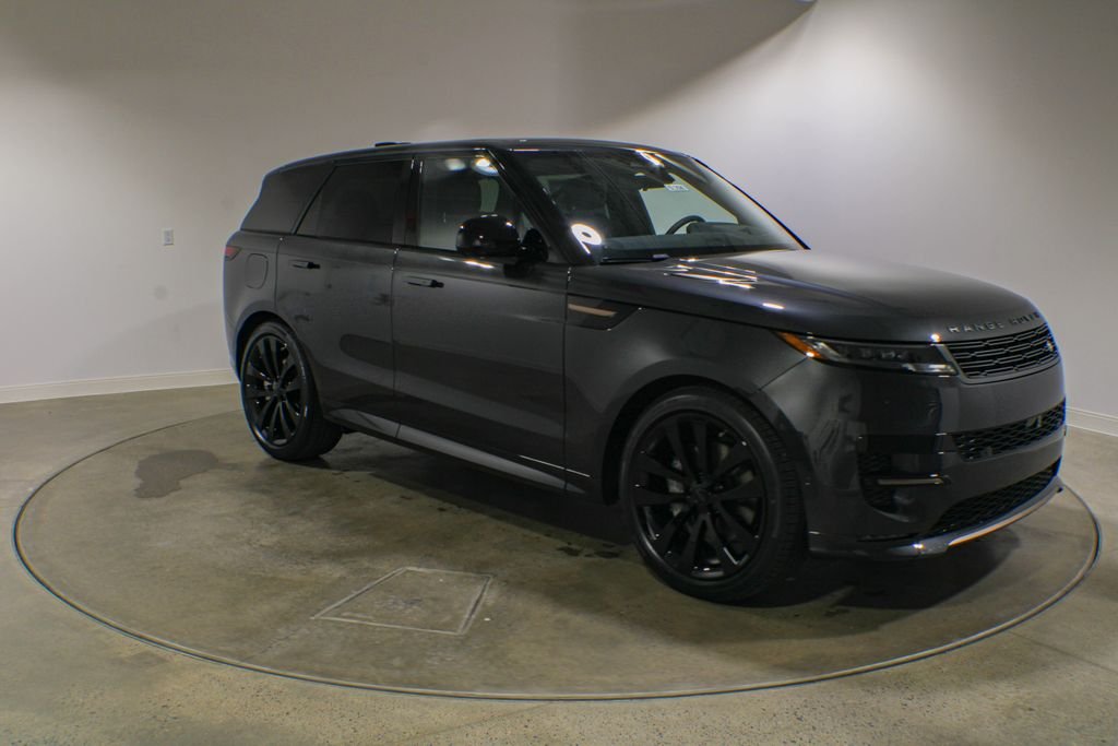 New 2026 Carpathian Grey Land Rover Dynamic SE image 8