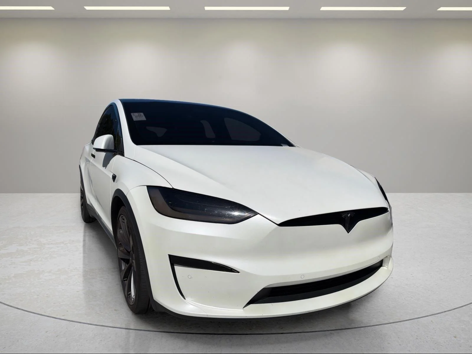 Used 2022 Pearl White Multi-Coat Tesla Plaid image 10