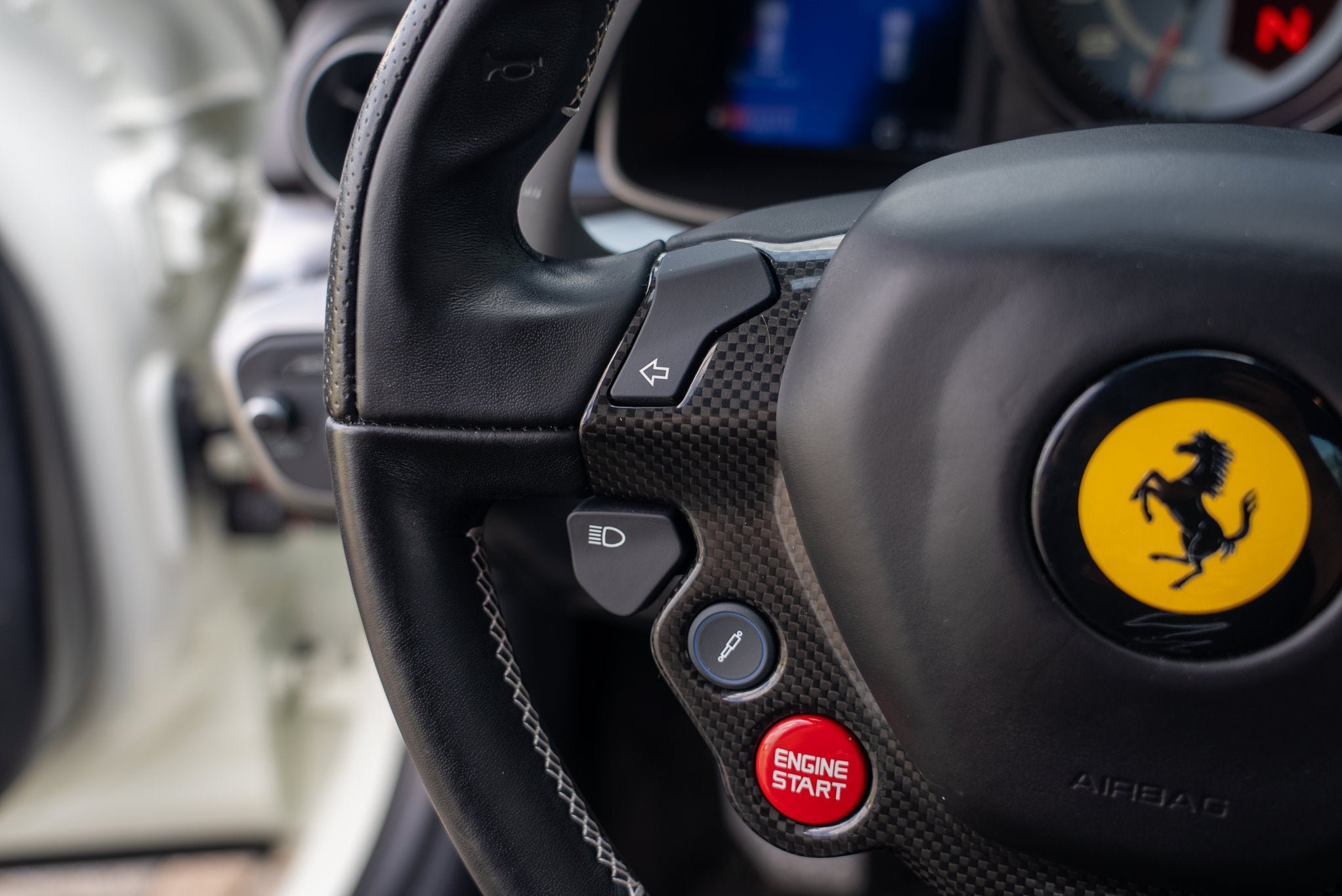 Certified Used 2017 Bianco Avus Ferrari  image 34