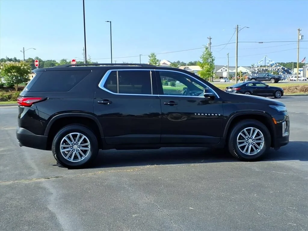 Used 2023 Mosaic Black Metallic Chevrolet LT Cloth image 20