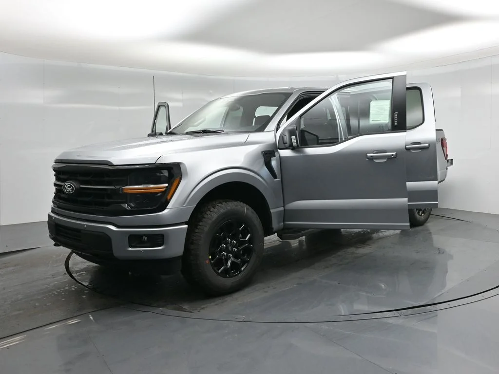 New 2026 Iconic Silver Metallic Ford XLT image 27