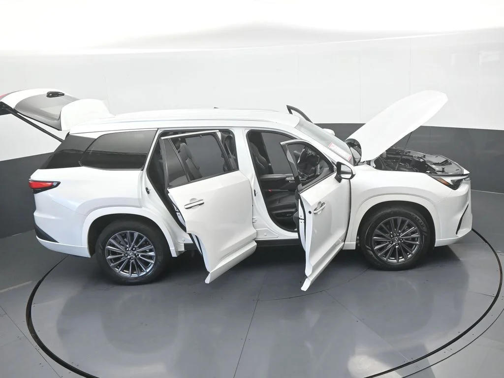 Used 2024 White Lexus 350 Premium image 68