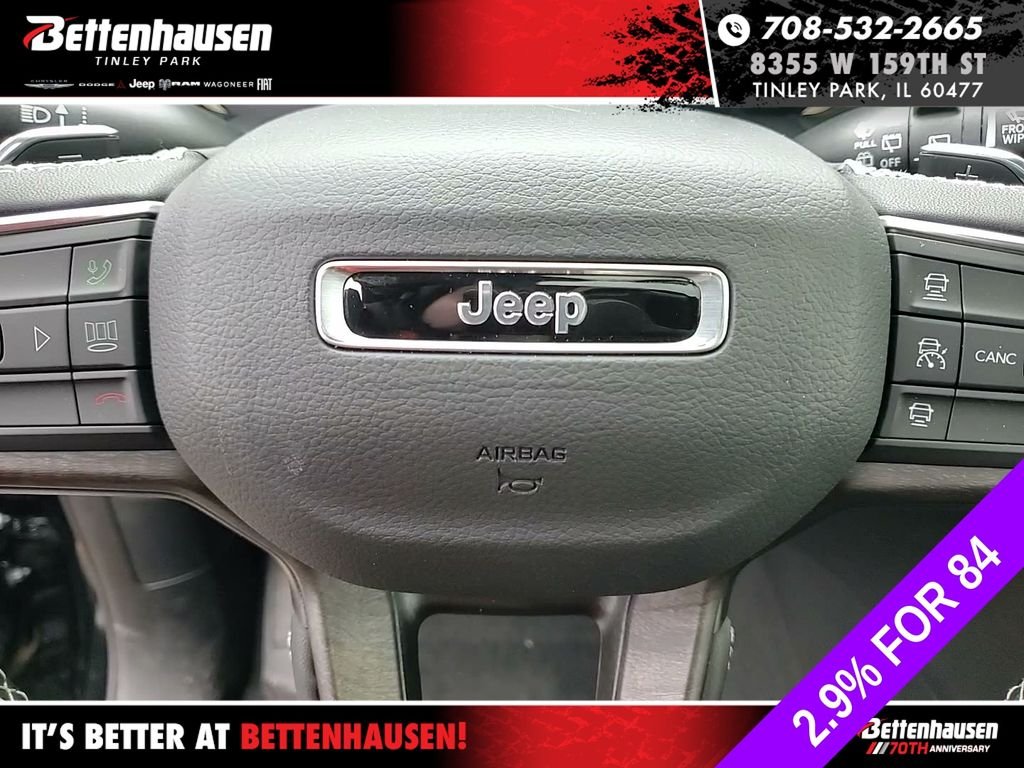 New 2026 Diamond Black Crystal Pearl-Coat Exterior Paint Jeep Altitude image 17