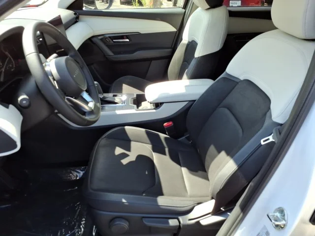 New 2026 Rhodium White Metallic Mazda 2.5 S Select AWD image 11