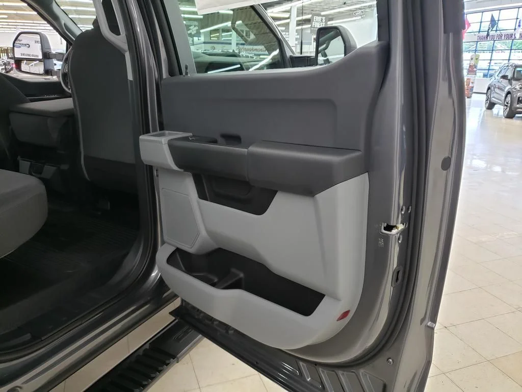 New 2026 Gray Ford XL image 17