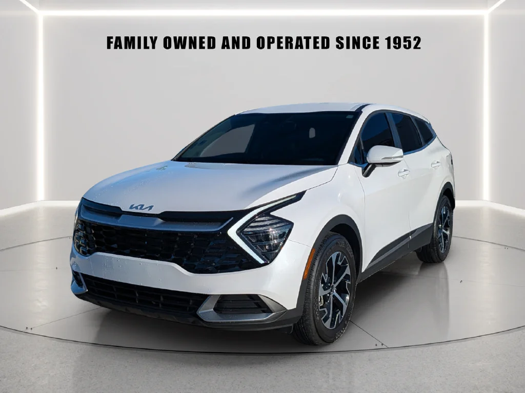 Used 2025 White Kia EX image 2