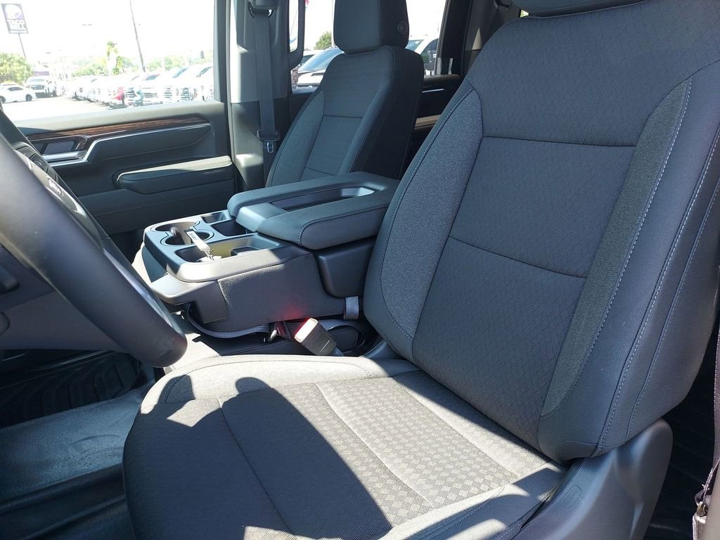 2026 GMC Sierra 3500HD SLE - Photo 17
