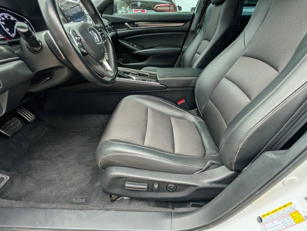 Used 2022 White Honda Sport image 16