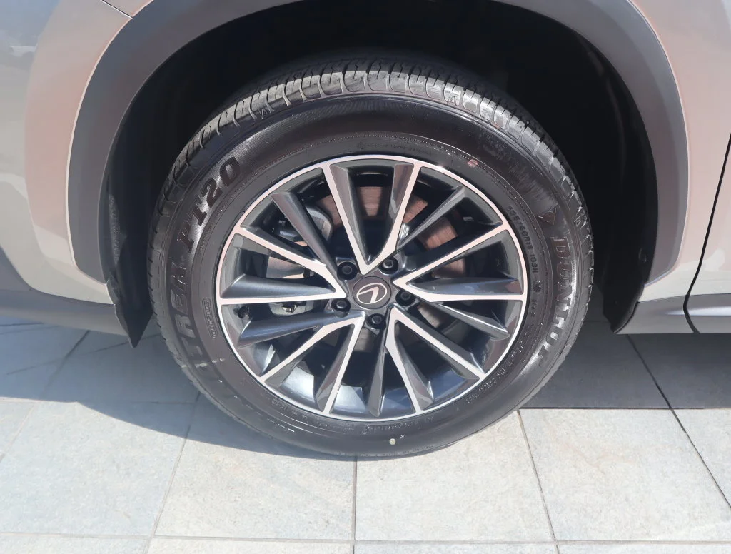New 2026  Lexus 350h Base image 9