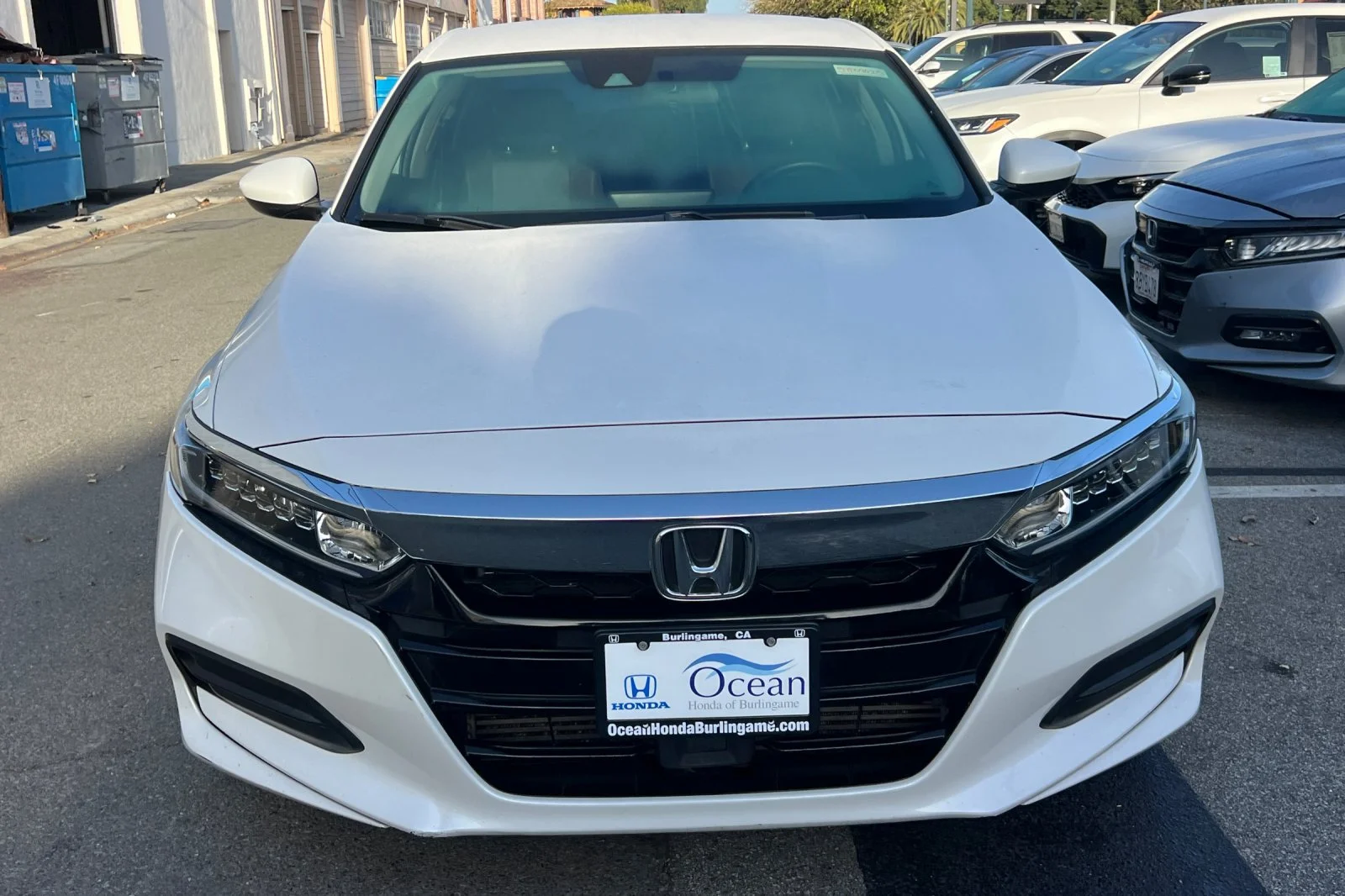 Used 2019 Platinum White Pearl Honda LX image 3