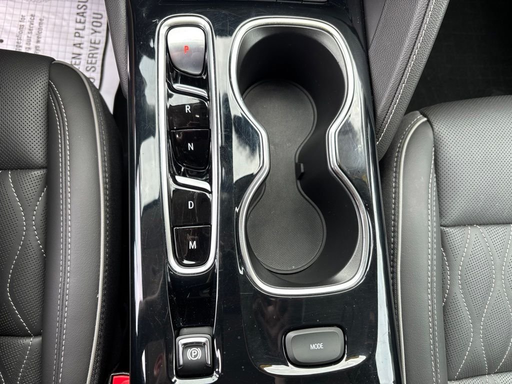 Used 2022 Red Buick Avenir image 25