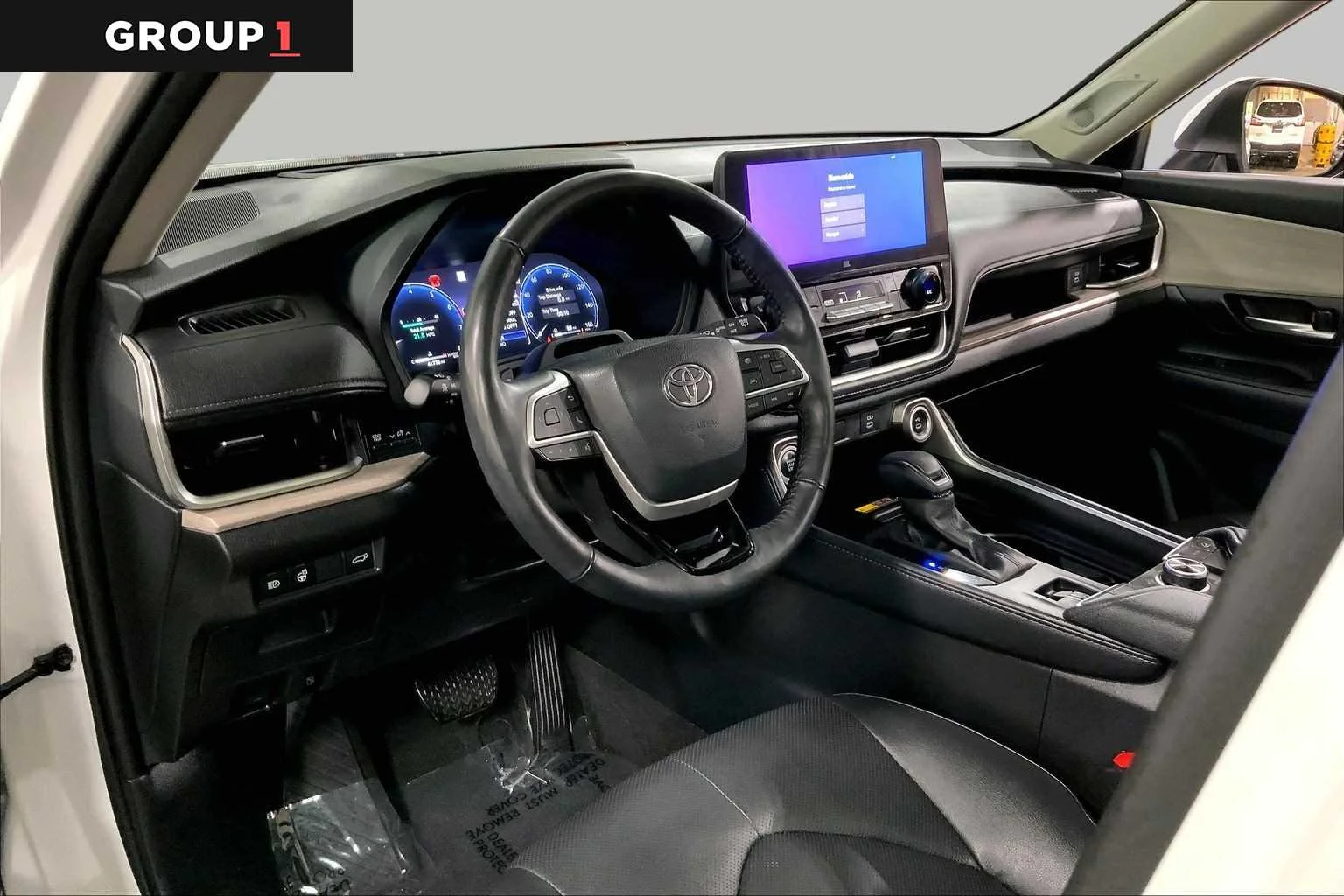 Certified Used 2024 Wind Chill Pearl Toyota Platinum image 18