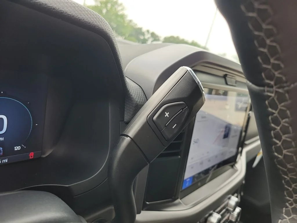 New 2026 Agate Black Metallic Ford XLT image 22