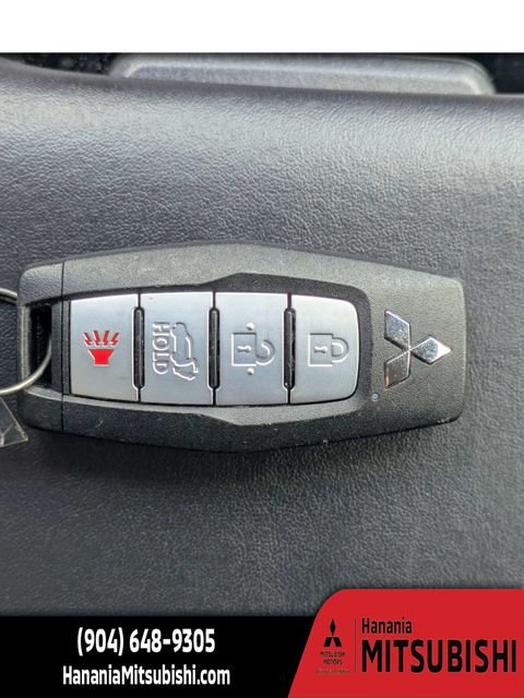 Used 2025 Gray Mitsubishi SE image 34