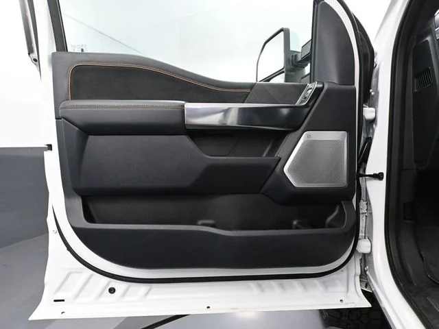 2024 Ford F-350 Super Duty Platinum - Photo 19