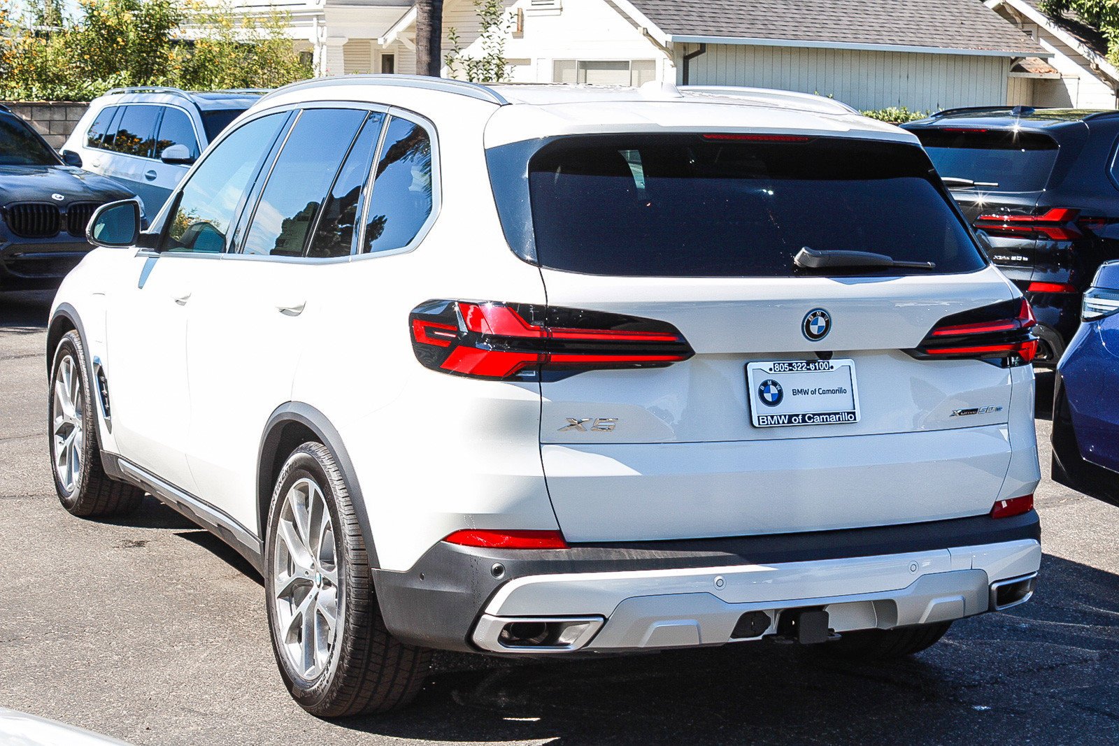 New 2026 Alpine White BMW xDrive50e image 4