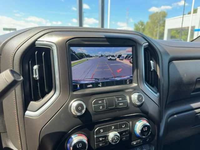 Used 2023 Ebony Twilight Metallic GMC AT4 image 26