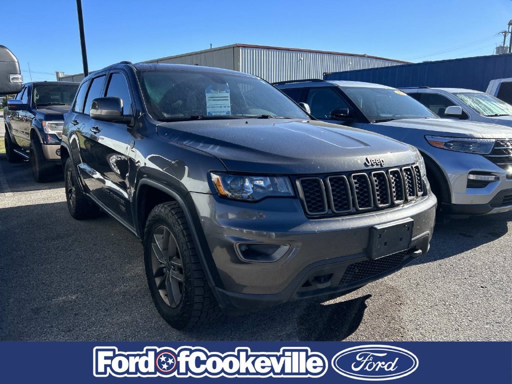 Used 2016 Jeep Grand Cherokee Laredo with VIN 1C4RJFAG4GC457437 for sale in Cookeville, TN