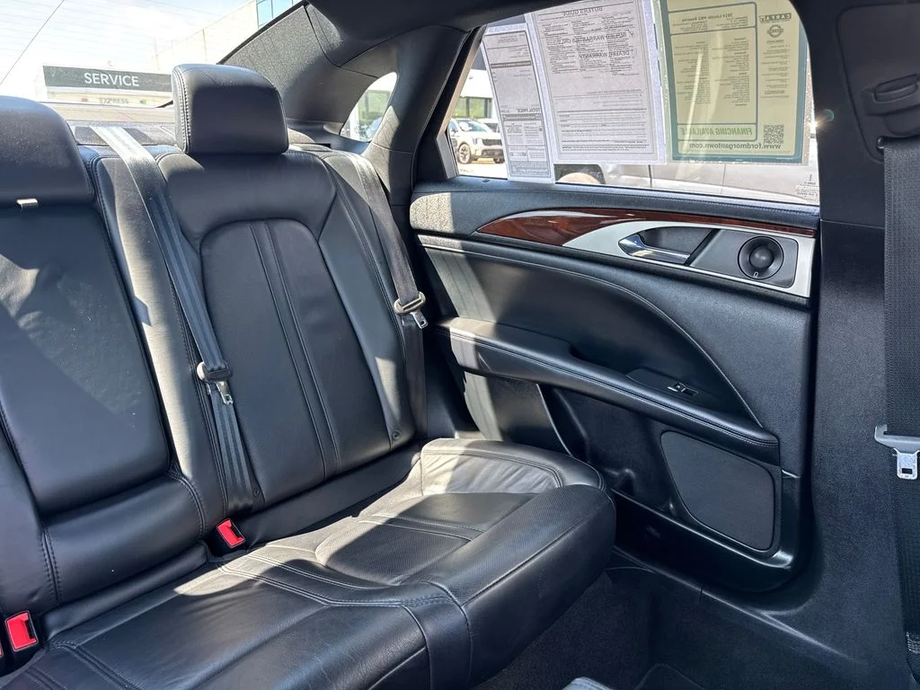 Used 2019 Magnetic Gray Metallic Lincoln Reserve image 15
