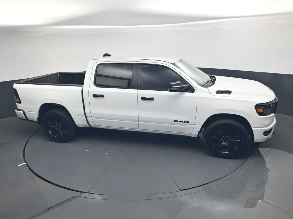 Used 2024 White Ram Big Horn/Lone Star image 27