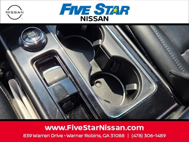 Used 2022 White Lincoln Standard image 23