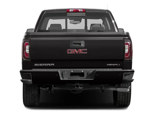 Used 2018 White Frost Tricoat GMC Denali image 8
