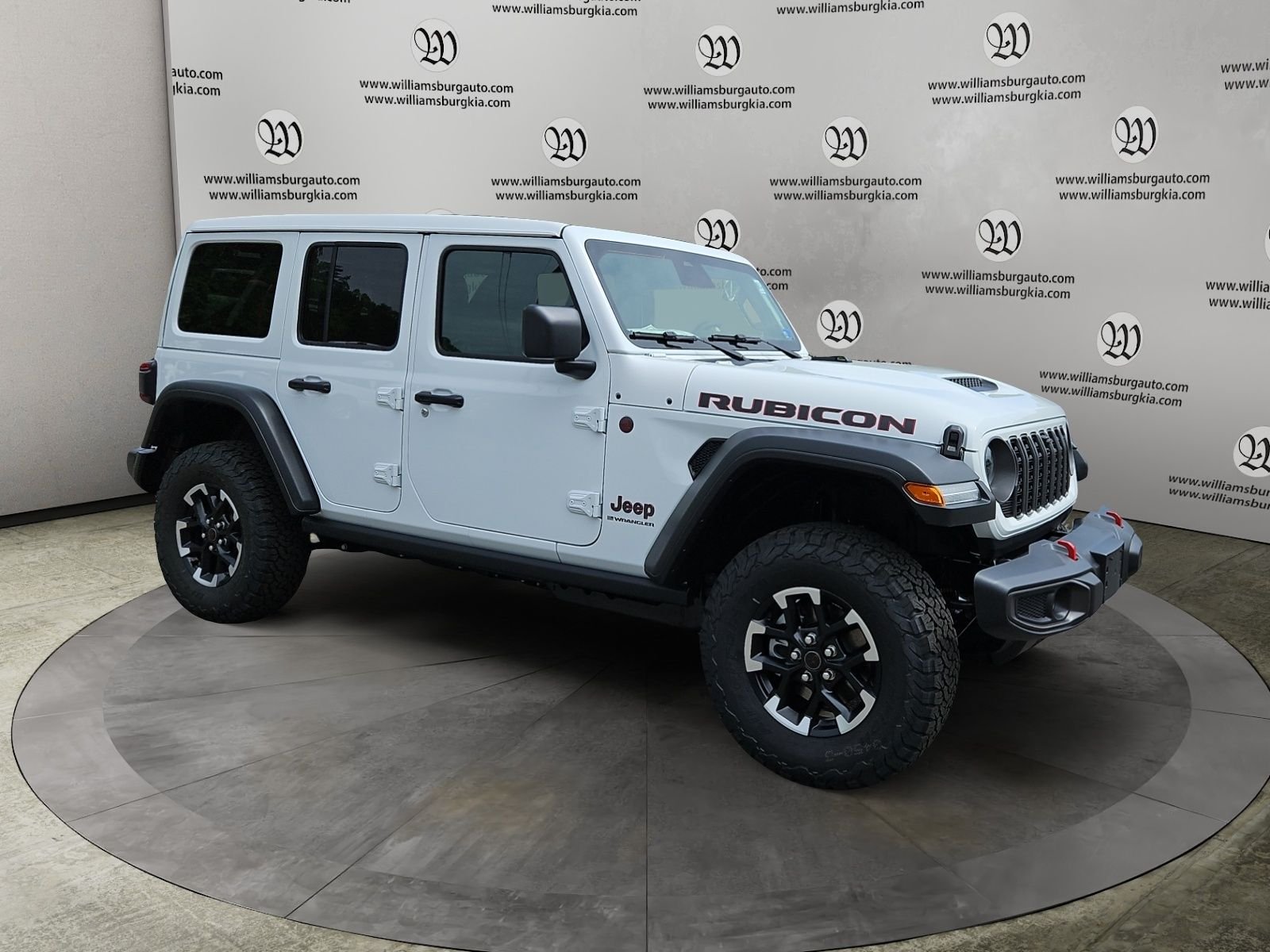 New 2026 Bright White Clear-Coat Exterior Paint Jeep Rubicon image 7