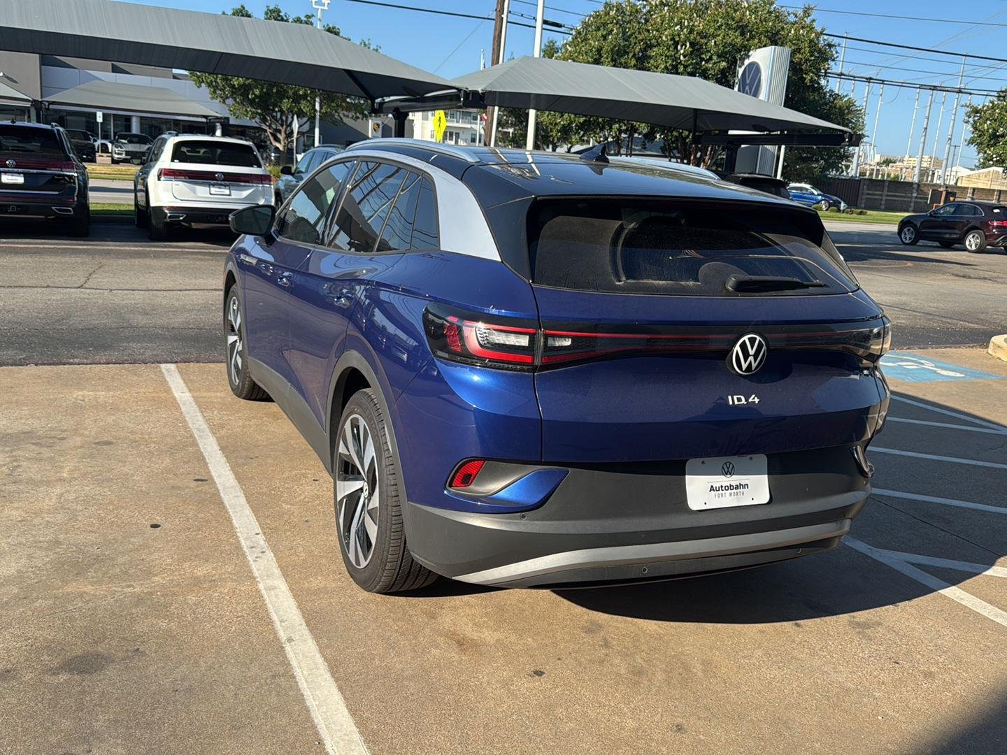 Used 2022 Dusk Blue Metallic Volkswagen Pro S image 7