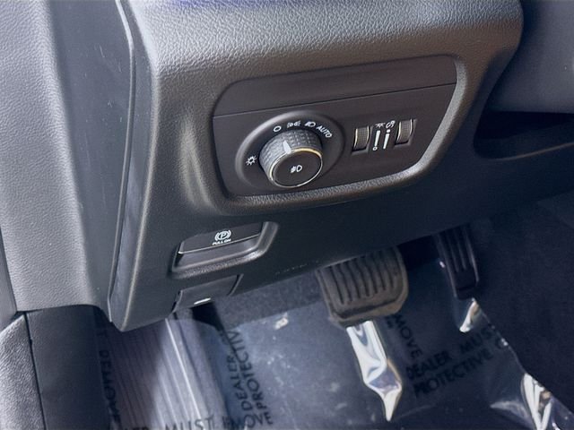 Used 2025 Black Jeep Summit image 10