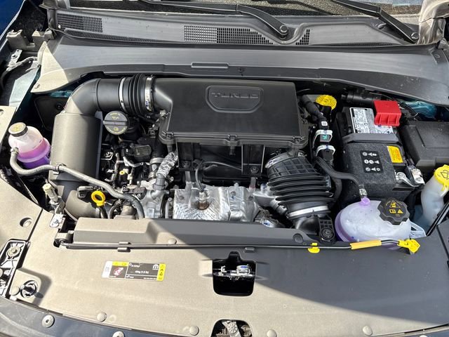 New 2026 Fathom Blue Pearl-Coat Exterior Paint Jeep Latitude image 28