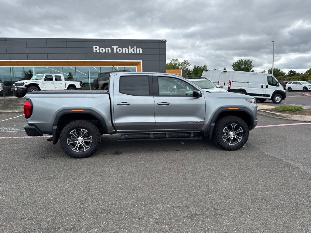 Used 2024 Sterling Metallic GMC AT4 image 10